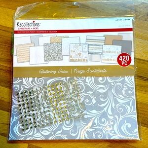 NIP - Recollections Christmas Collection Pack 420pc